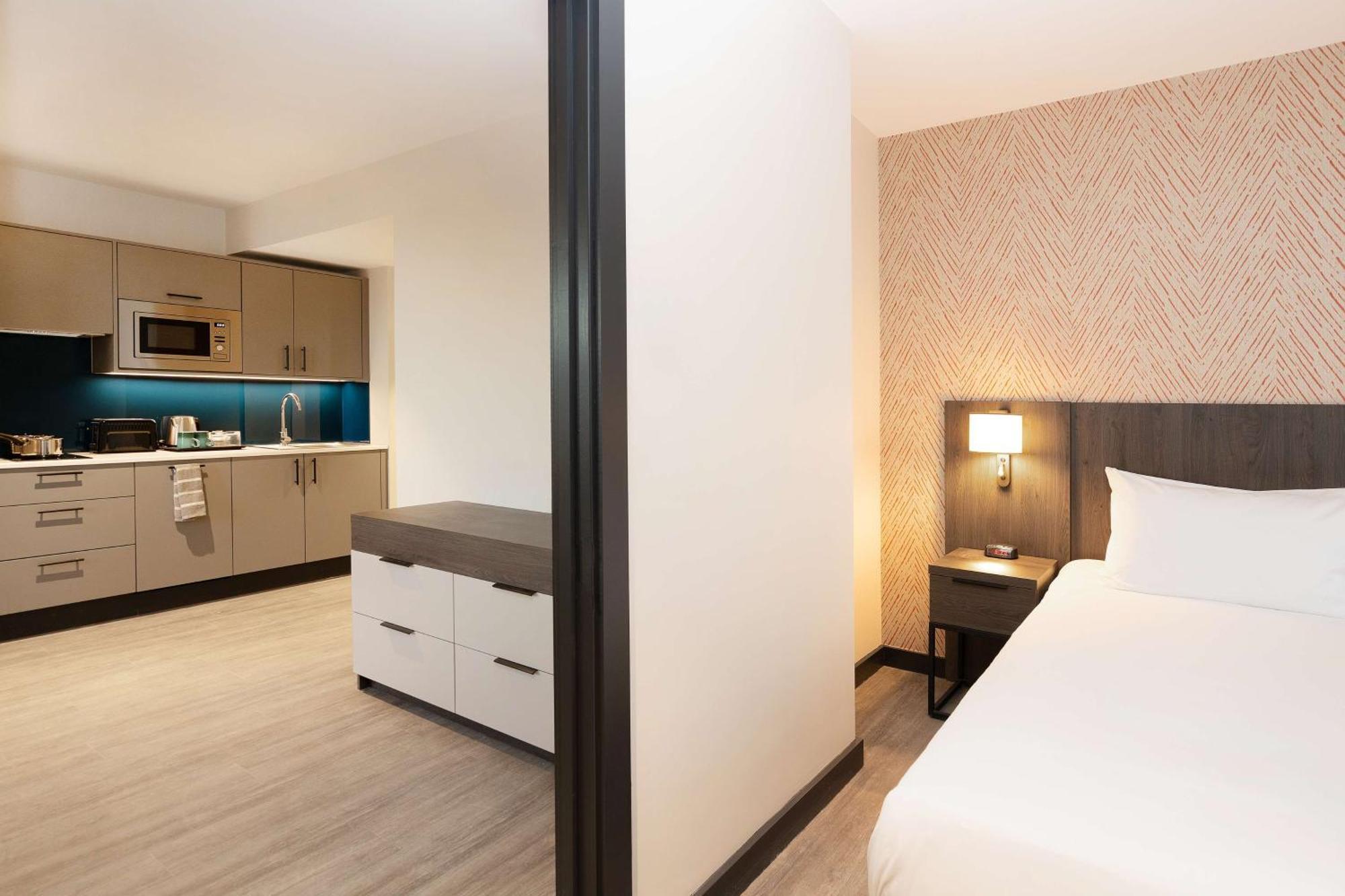 Hyatt House Leeds Hotel Leeds  Exterior photo